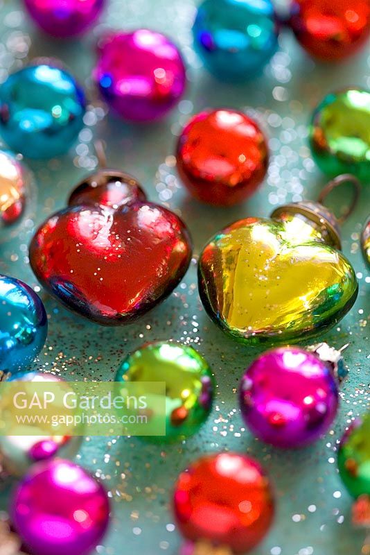 Heart Christmas balls and glitter