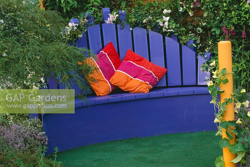 Blue wooden seat with cushions - The Sauk Ereisma Garden, Hampton Court 2003 
