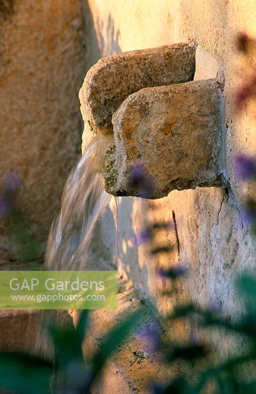 Stone water spout - La Chabaude, France 