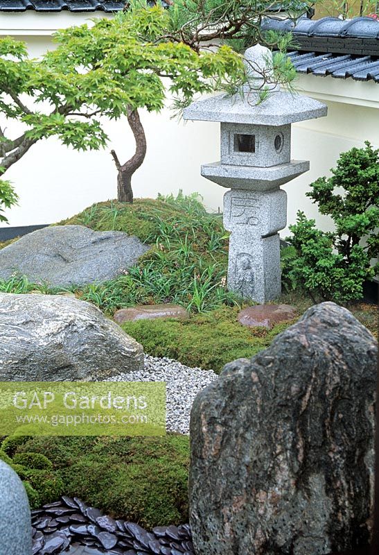 Stone Oribe Lantern in Japanese Garden -  Hampton Court FS 