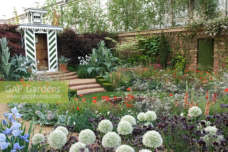 The Largest Room in the House Garden - Sponsor - GMI Property Company, The Royal British Legion, Toc H - RHS Chelsea Flower Show 2008