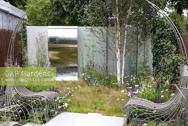 Samaritans 'Breathing Space, Thinking Space' - RHS Hampton Court Flower Show 2008