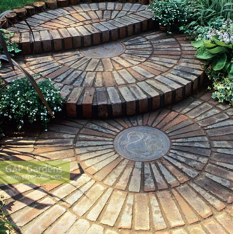 Semi-circular brick steps