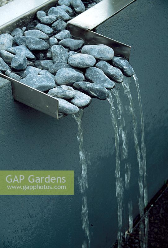 Close up of water feature in the 'Moveable Modular Garden'. RHS Chelsea Flower Shower 2002 