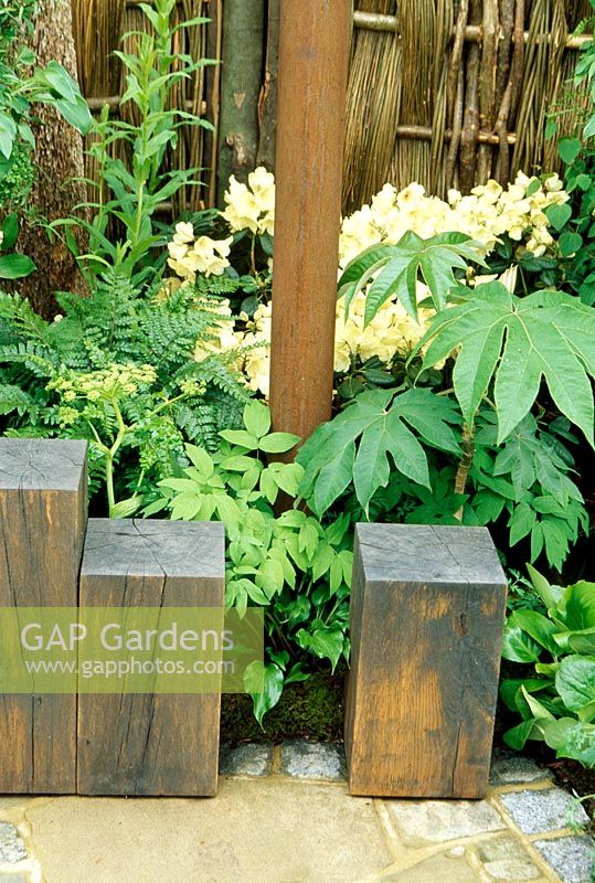 'The Green Room' designed by Caspar Gabb. Gold medal winner at RHS Chelsea Flower Show 2006