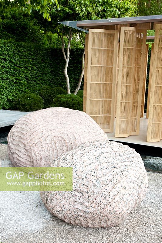Japanese style carved rocks in gravel -  'The Laurent-Perrier Garden by Luciano Giubbilei - Nature and Human Intervention' - Gold Medal Winner, RHS Chelsea Flower Show 2011 
