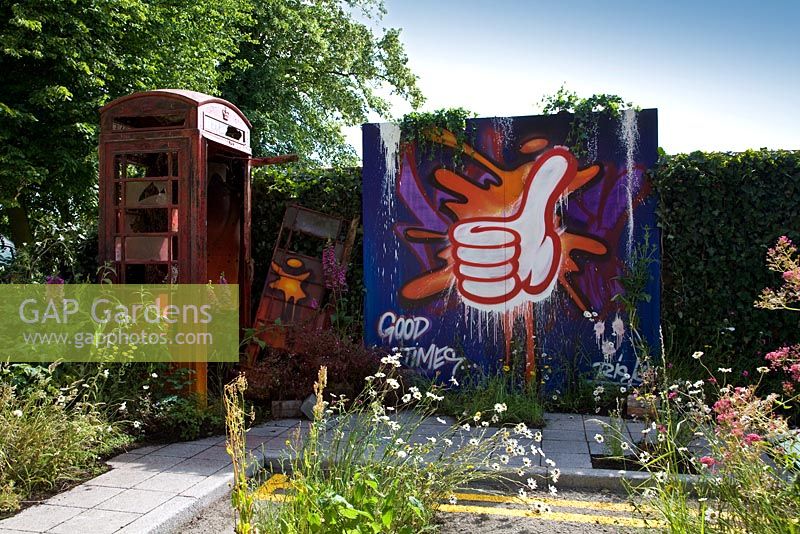 Community garden project - 'A Riot of Colour' - RHS Hampton Court Flower Show 2012
