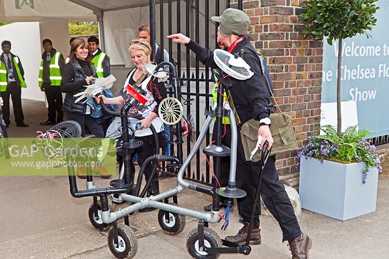 Chelsea Fringe Event. May 21st 2012. Julia Barton prepares to leave the showground.