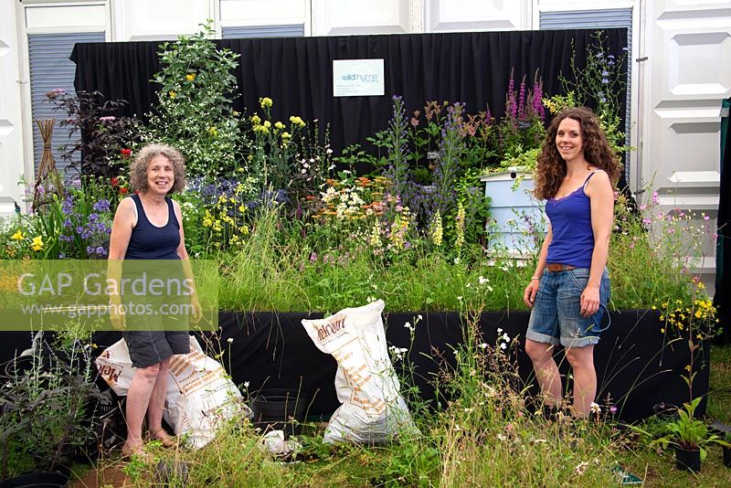 Monica and Jess at their stand at Hampton Court flower show