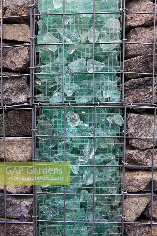 Gabion walls with decorative glass chippings
