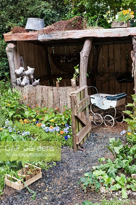 A Child’s Garden in Wales by Anthea Guthrie at RHS Chelsea Flower Show 2011