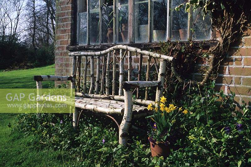 Thursley Lodge Surrey Design Fiona Lawrenson rustic seat
