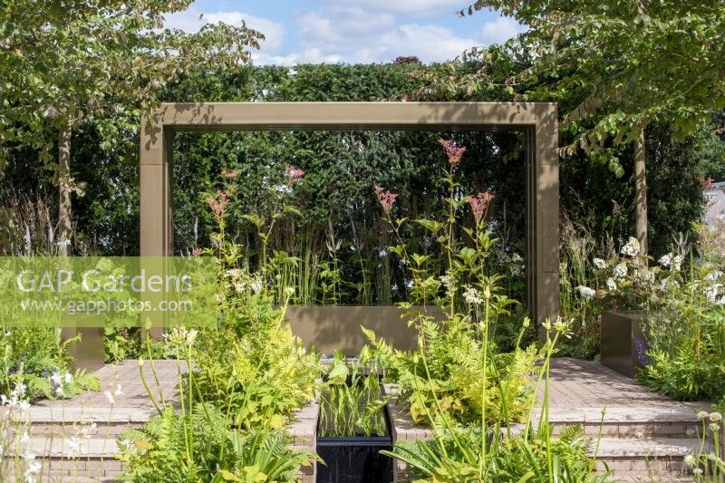 Macmillan Legacy Garden: Gift the Future - RHS Hampton Court Flower Festival 2022
