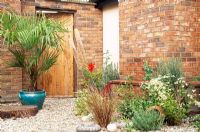 Mistletoe House - Courtyard tropical garden