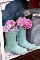 Blue wellies with pink Roses