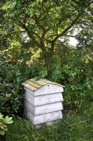 Bee hive. Millennium Garden, Lichfield NGS