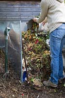 Adding household compostable waste to compost heap