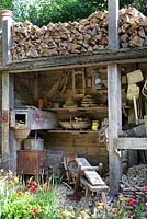 A Trugmaker's Garden celebrating the dying artisan craftsmanship of Sussex trugmakers 