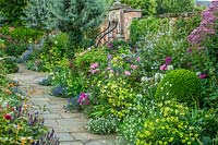 South Garden, Morton Hall Gardens borders with Nicotiana 'Lime Green', Cosmos 'Sonata White', Carmine, Echium vulgare 'White Bedder', 'Blue Bedder', Zinnia 'Purple Prince'