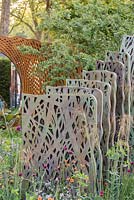 'Enclosure' - bronze panels, The David Harber and Savills Garden, RHS Chelsea Flower Show, 2018 