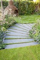 Lawn path with slabs 