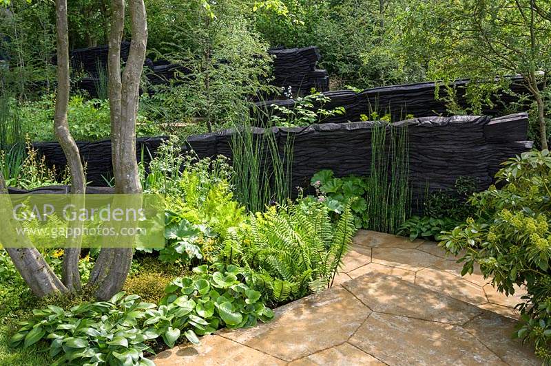 The M and G Garden, designed by Andy Sturgeon, sponsored by M and G Investments, RHS Chelsea Flower Show, 2019.