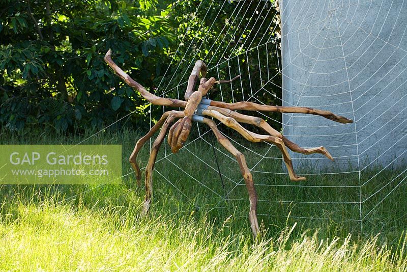 wooden spider ... stock photo by Mark Bolton, Image: 0069294