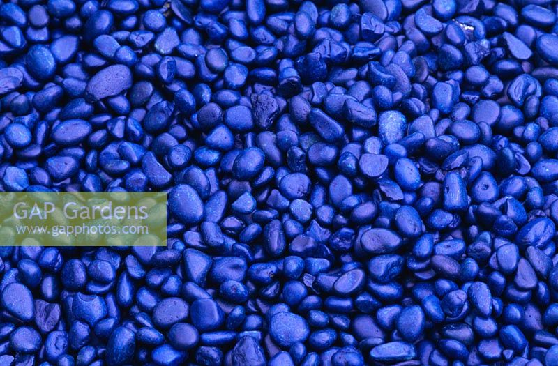 Cobalt blue metaleis mulch