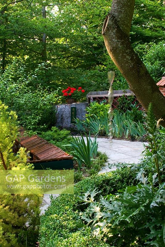 Chinese influenced garden - Iris garden Wiltshire