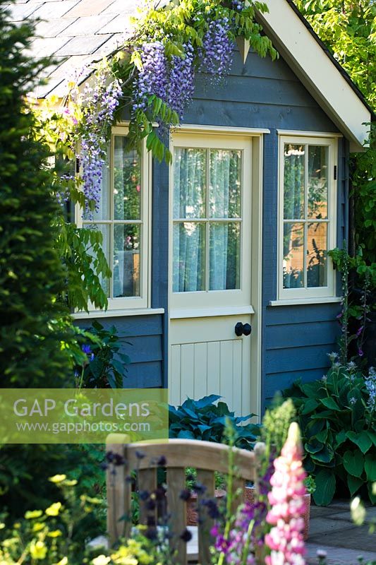 Summerhouse with Wisteria - Garden - Real Life by Brett, Design - Geoffrey Whiten, Sponsor - Brett Landscaping and Building Products