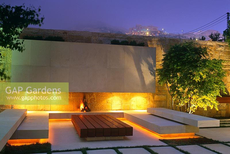 Contemporary seating area - Faqra, Beirut, Lebanon