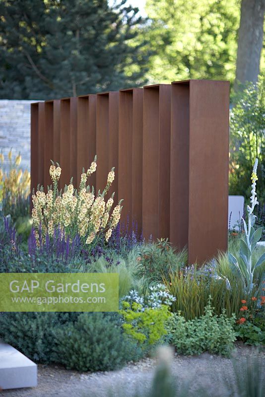 Corten steel structure and borders. The Daily Telegraph Garden, Best in Show, Gold medal winner, Chelsea Flower Show 2010 
 