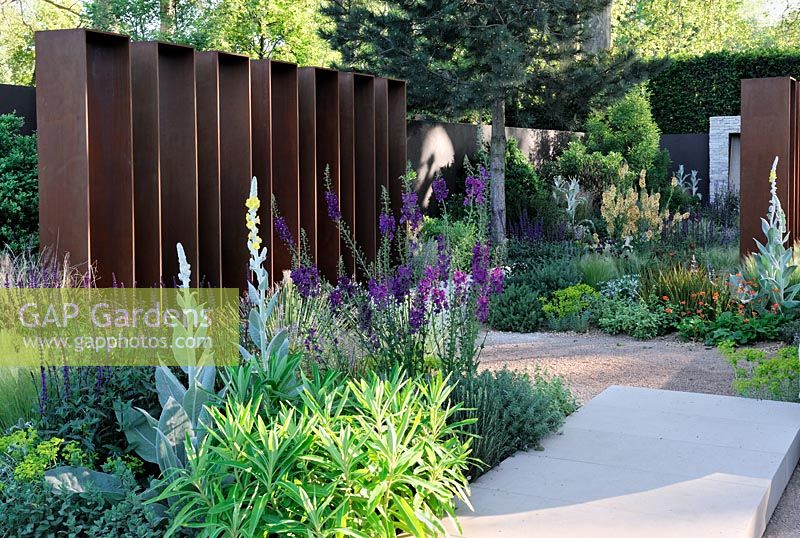 Corten steel screen and natural stone path - The Daily Telegraph Garden, Best in Show, Gold medal winner, Chelsea Flower Show 2010 
