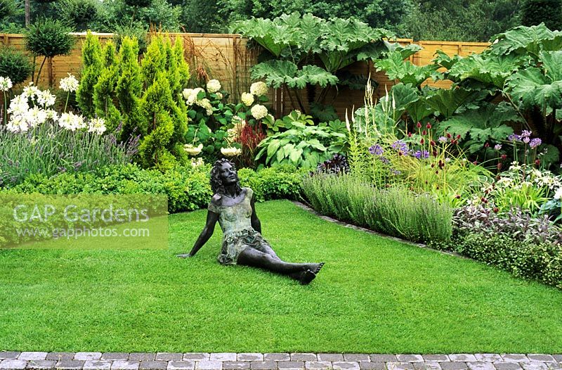 Garden with bronze figure - Sandringham Flower Show