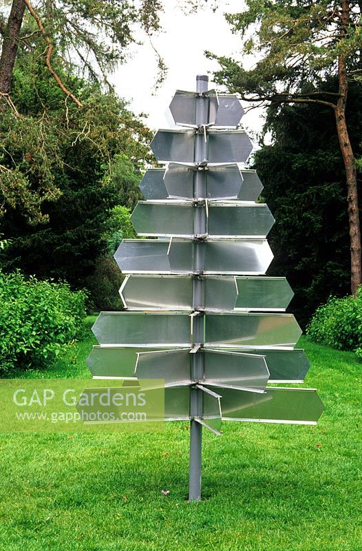 Sign that does not tell you - Installation at International Gardens Festival, Westonbirt, Gloucestershire