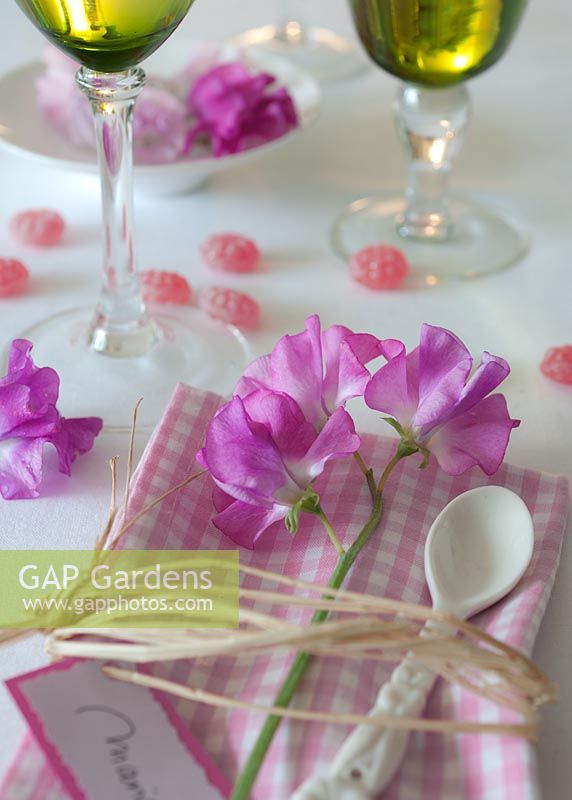 Table setting with cut Lathyrus - Sweet Peas