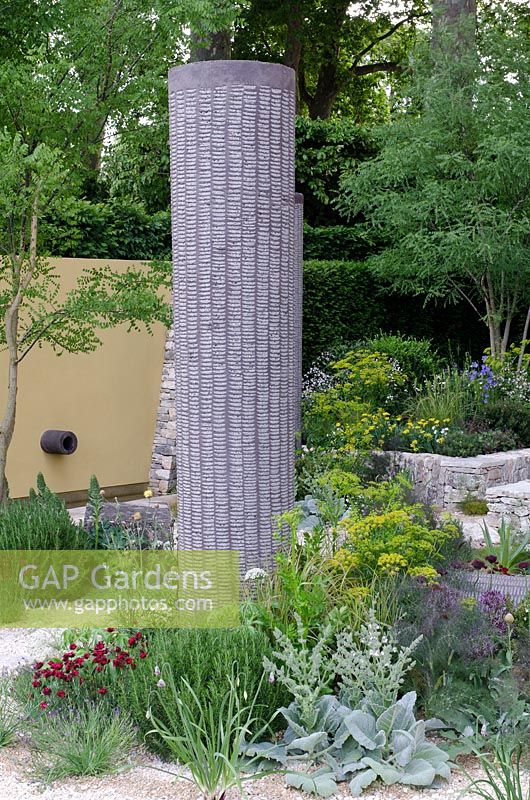 The Daily Telegraph Garden, Gold Medal Winner and Best in Show - RHS Chelsea Flower Show 2011