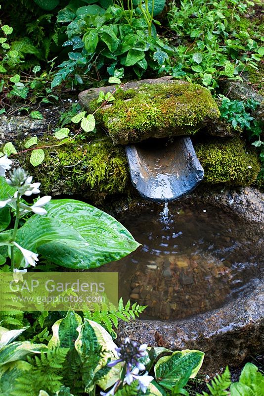 Water feature - Hae-woo-so garden, RHS Chelsea Flower Show 2011