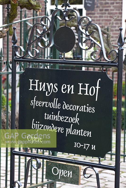 Company sign on gate - Huys and Hof