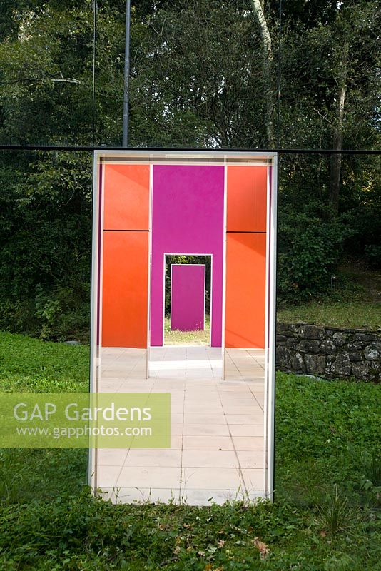 Modern garden art