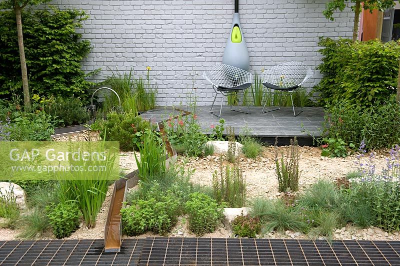 Design - Nicholas Dexter. The Climate Calm Garden RHS Chelsea Flower Show 2012.