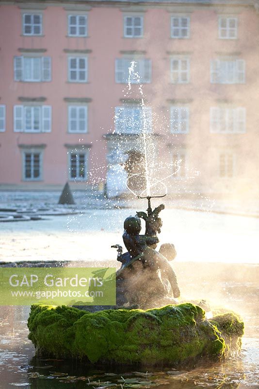Water fountain - Schwetzinger Castle