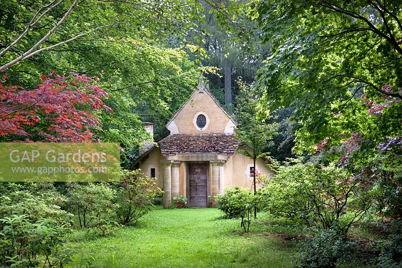 The Sanctuary in the Arboretum, Highgrove Garden, August 2012. The Sanctuary was built in 1999 to mark the Millennium and is a place of contemplation. Made of natural materials with cob walls, Bath stone footings and pillars of Cotswold stone on the roof. 