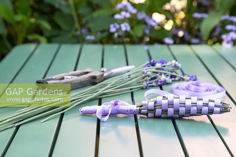 Step by Step - Creating a lavender wand