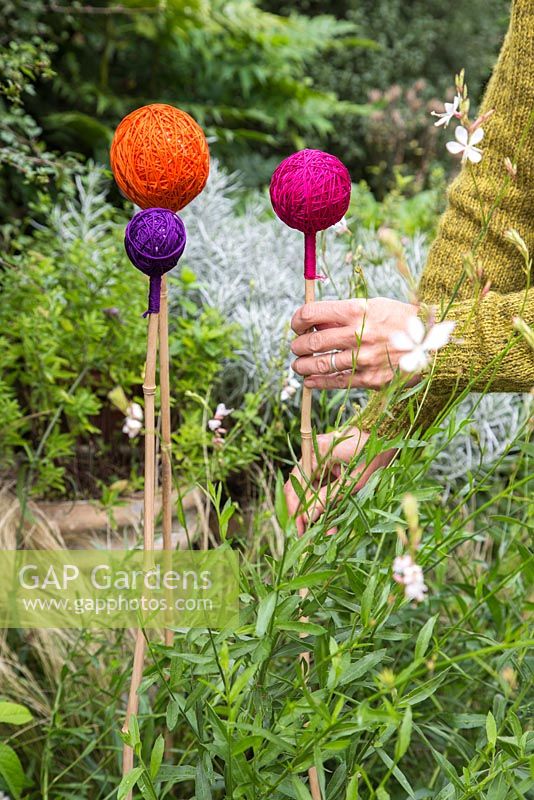 Step by Step - Creating decorative cane toppers