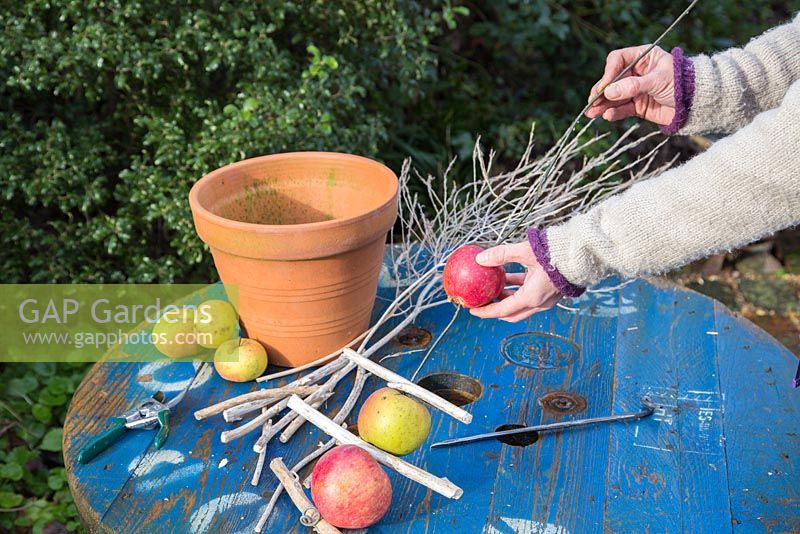Adding apples to wire