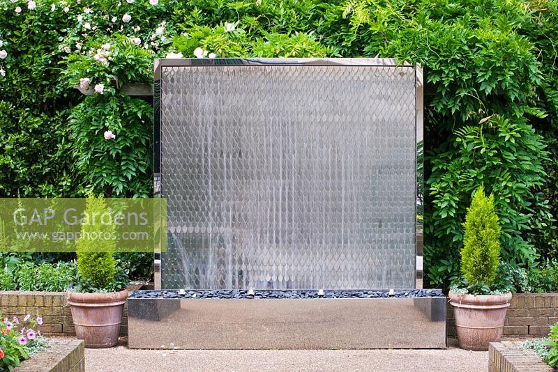 Silver wall water feature