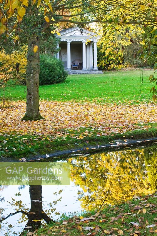 Temple of Pisces - italianate structure in autumnal garden with pond 