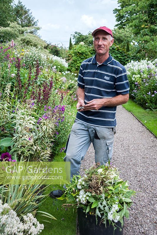 Andrew Humphris, head gardener. Wollerton Old Hall, nr Market Drayton, Shropshire, UK