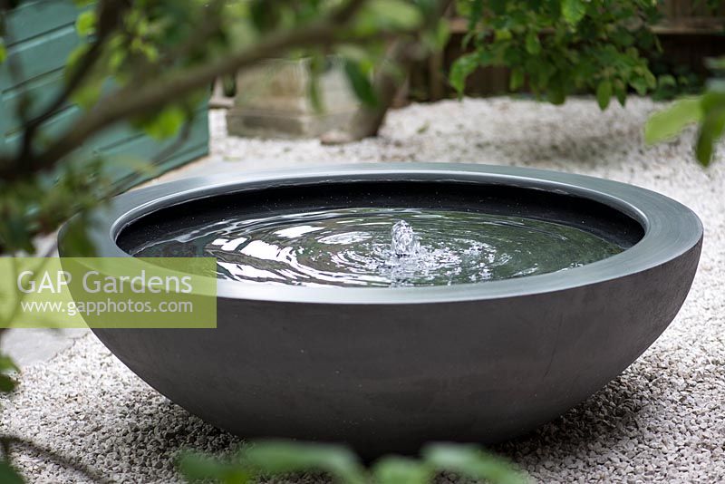 Bowl water feature